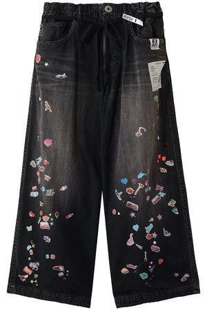 メゾン ミハラヤスヒロ/Maison MIHARA YASUHIROの【Maison MIHARA YASUHIRO】DENIM HUGE ディテールパンツ with KIDS STICKER