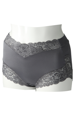 ツェルマット/ZERMATTのウエストレース カシュクール ヒップセンターギャザーショーツ LLサイズ