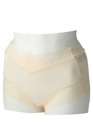 ウエストレース カシュクール ヒップセンターギャザーショーツ