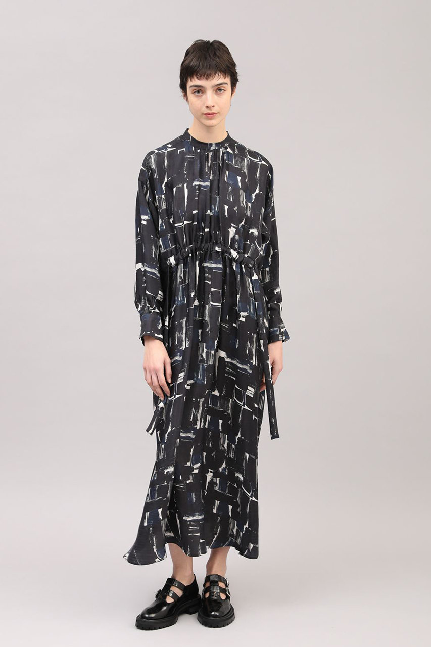 SACRA(サクラ)｜ブラッシュペインティングワンピース/ブラック の通販