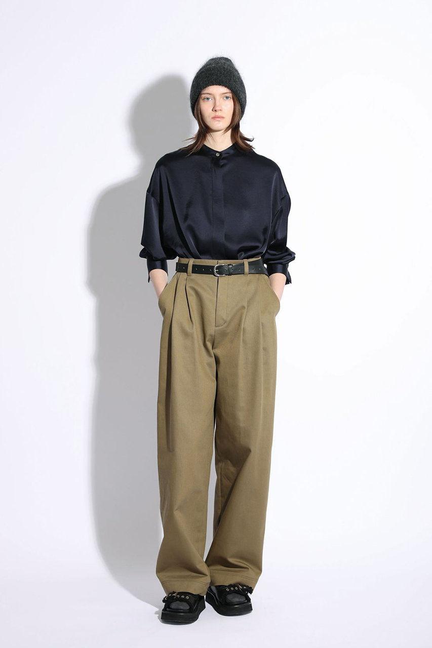 SACRA(サクラ)｜ハイカウントチノクロスパンツ/カーキ の通販