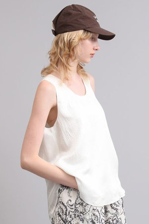 サクラ/SACRAのアセテートヴィンテージツイルノースリーブ(110400/110401)