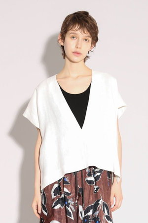 サクラ/SACRAのリネンディープVネックプルオーバー(110400/110402)