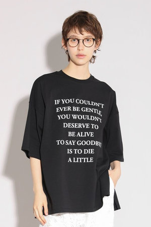 サクラ/SACRAのコットンプリントカットソー