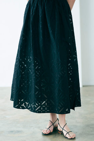 マリリンムーン/MARILYN MOONの【WALANCE】リバースアップリケフレアスカート(110700/110703)