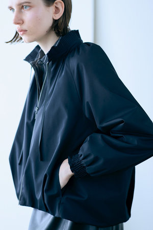 マリリンムーン/MARILYN MOONのプリーツツイルブルゾン(110800/110802)