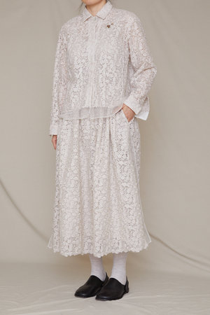 アンティパスト/ANTIPASTのオーガンジー花柄刺しゅスカート(110700/110703)