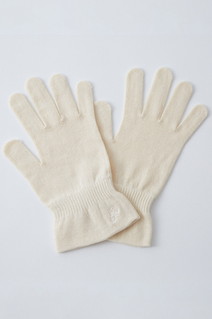 プリスティン/PRISTINEの保湿手袋(140600/140601)