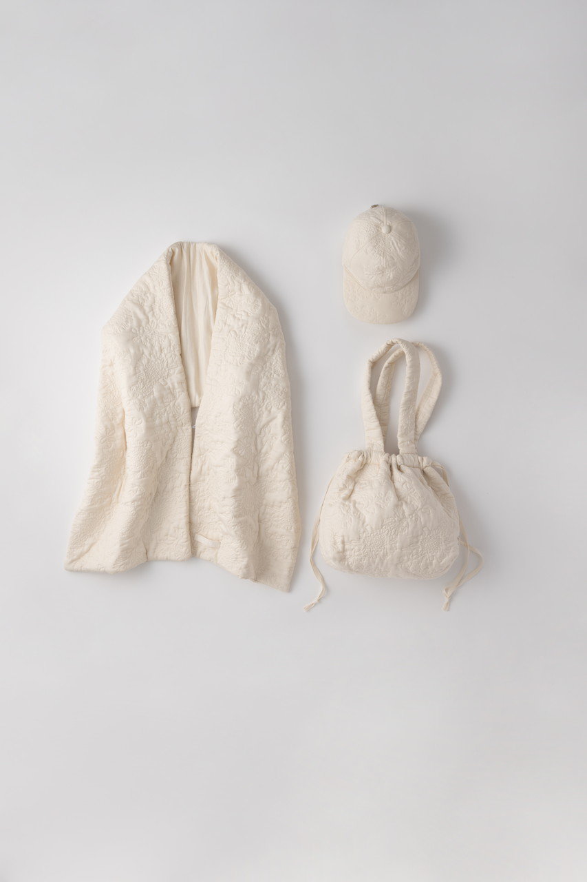 PRISTINE(プリスティン)｜フラワーキルトストール/ナチュラル の通販