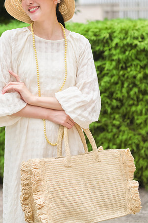 プリスティン/PRISTINEのラフィアフリルトートバッグ