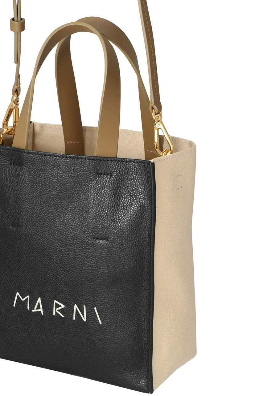 MARNI(マルニ)｜MUSEO SOFT MINI ハンドステッチロゴ2wayトートバッグ/ブラック×シェル×アゲートグレー  の通販｜ELLESHOP・(エル・ショップ)