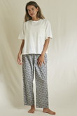 オレガノTシャツフラワーパンツセット