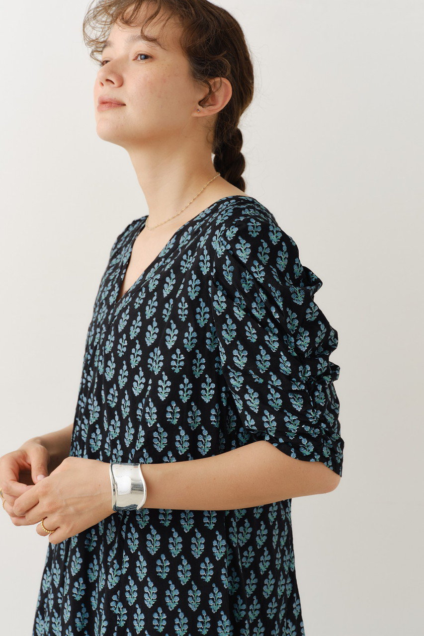 ヌキテパne Quittez pasコットンドビースリーブレスシャーリングトップ ne Quittez pas ヌキテパ】COTTON DOBBY SLEEVELESS SHIRRING