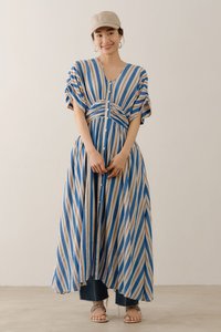ne Quittez pas リネン 麻 ブラウス 総柄 長袖 ウエストゴム ne Quittez pas｜ヌキテパのブラウス・シャツ通販｜ELLE SHOP (エル
