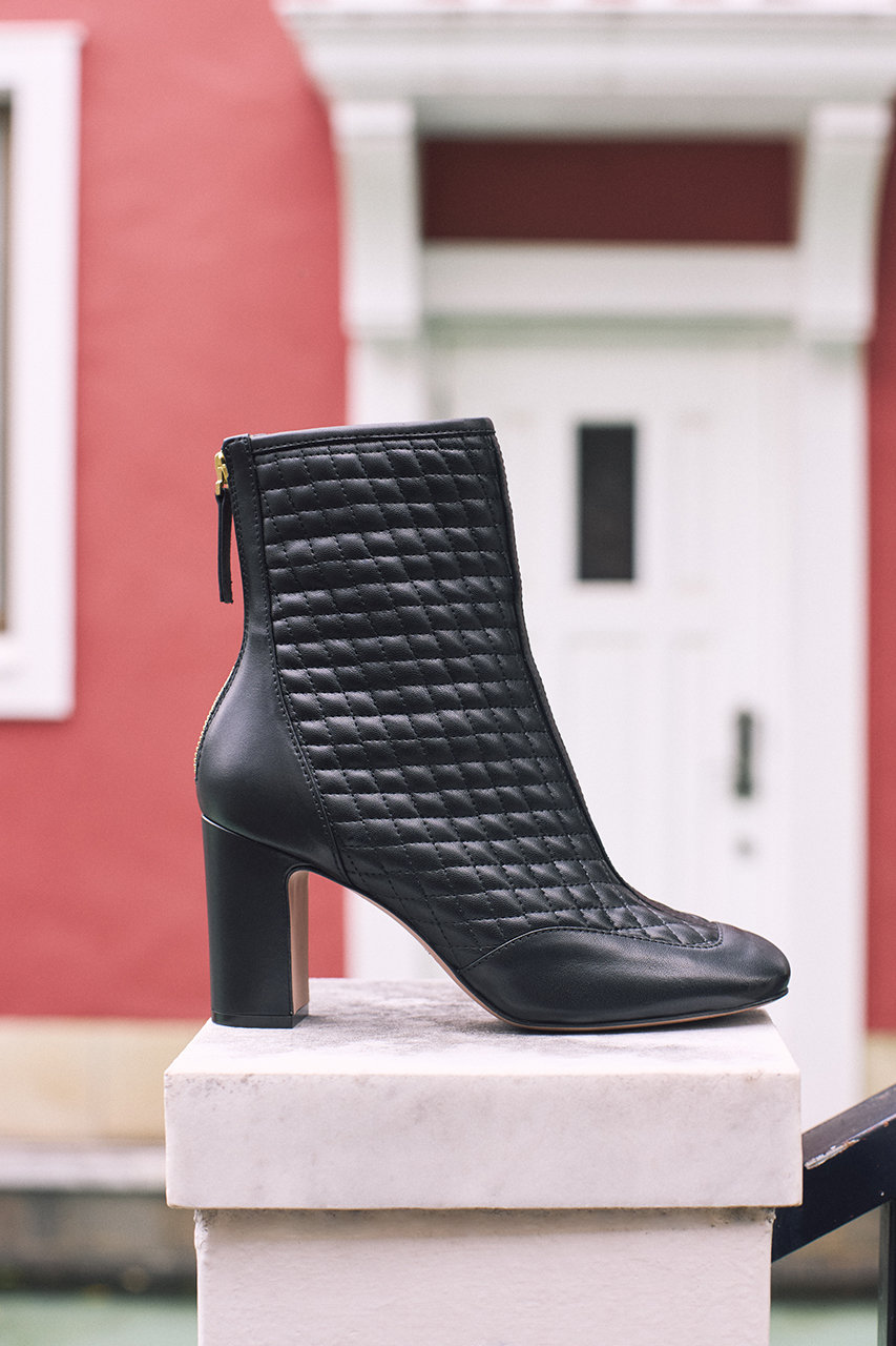 PELLICO(ペリーコ)｜APEMA キルティングショートブーツ/ブラック の