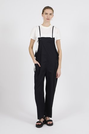 ビリティス・ディセッタン/Bilitis dix-sept ansのガーデニングオーバーオール