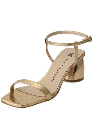 メタリックアンクルストラップサンダル