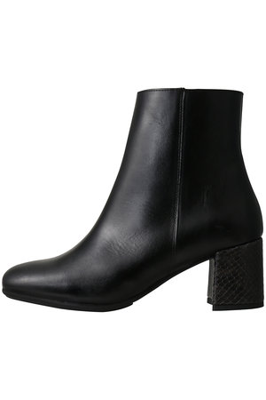 エスメラルダ/Esmeraldaの【BONTRE】スクエアショートブーツ(130300/130301)