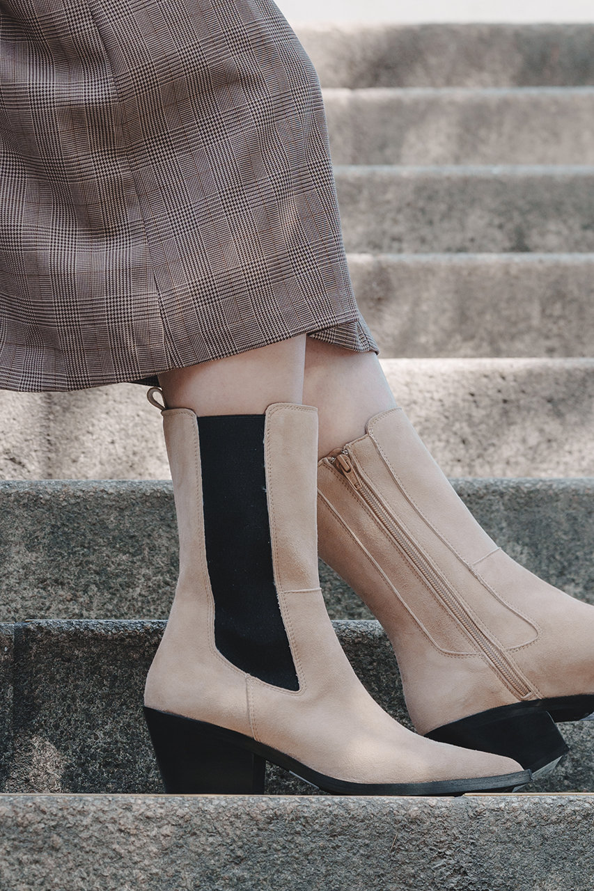 Esmeralda エスメラルダ 予約販売 Bontre ポインテッドサイドゴアブーツ ベージュ の通販 Elleshop エル ショップ