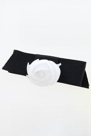 マルティニーク/martiniqueの【ARTNUPTIA】サテンダブルブローチ(150500/150502)