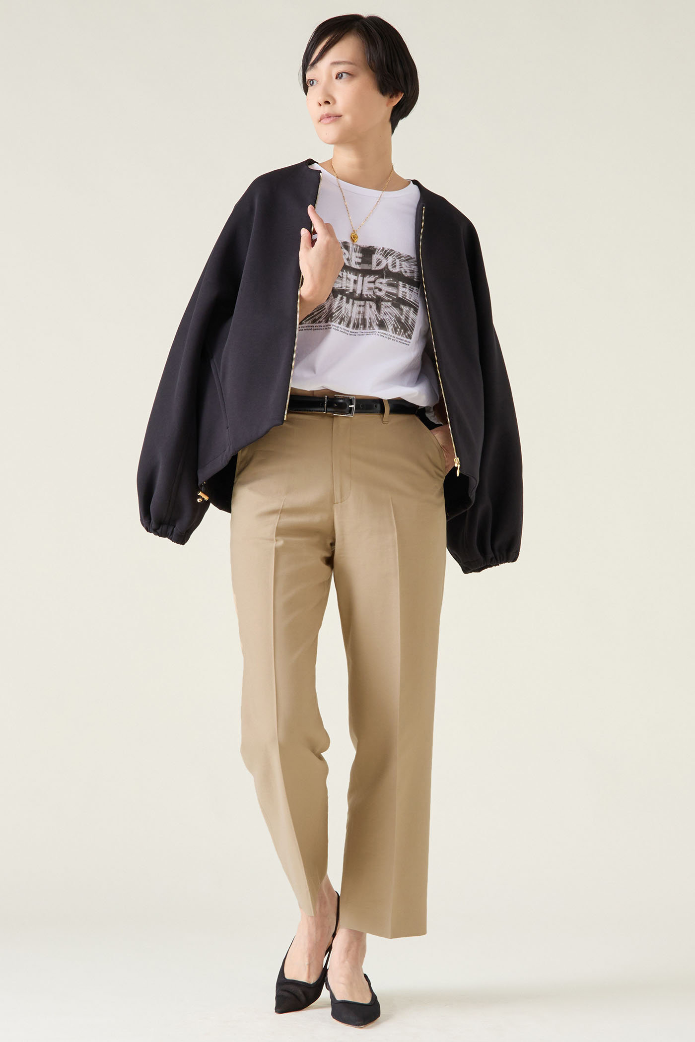 新品　martiniqueマルティニーク　ニットパンツ　ネイビー　9号　M ESSENTIAL ワイドパンツ（セットアップ可）｜martinique