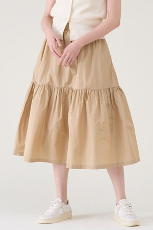 マルティニーク/martiniqueのマイクロタフタティアードスカート(110700/110702)