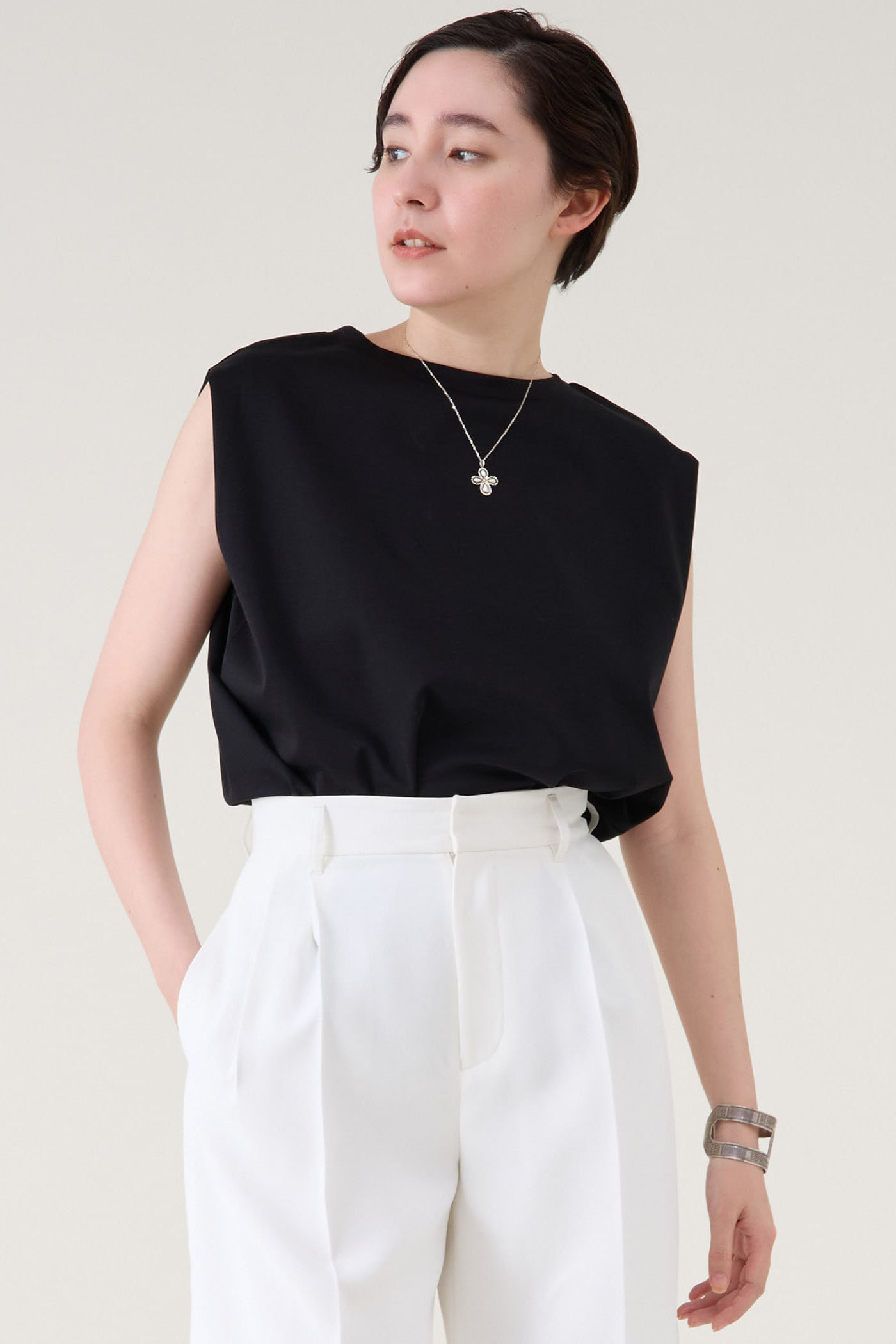martinique 《定番》ポンチノースリプルオーバー (ブラック, F) マルティニーク ELLE SHOP martinique 《定番》ポンチノースリプルオーバー (ブラック, F) マルティニーク ELLE SHOP