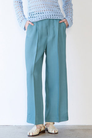 マルティニーク/martiniqueの【予約販売】スラブタックワイドパンツ