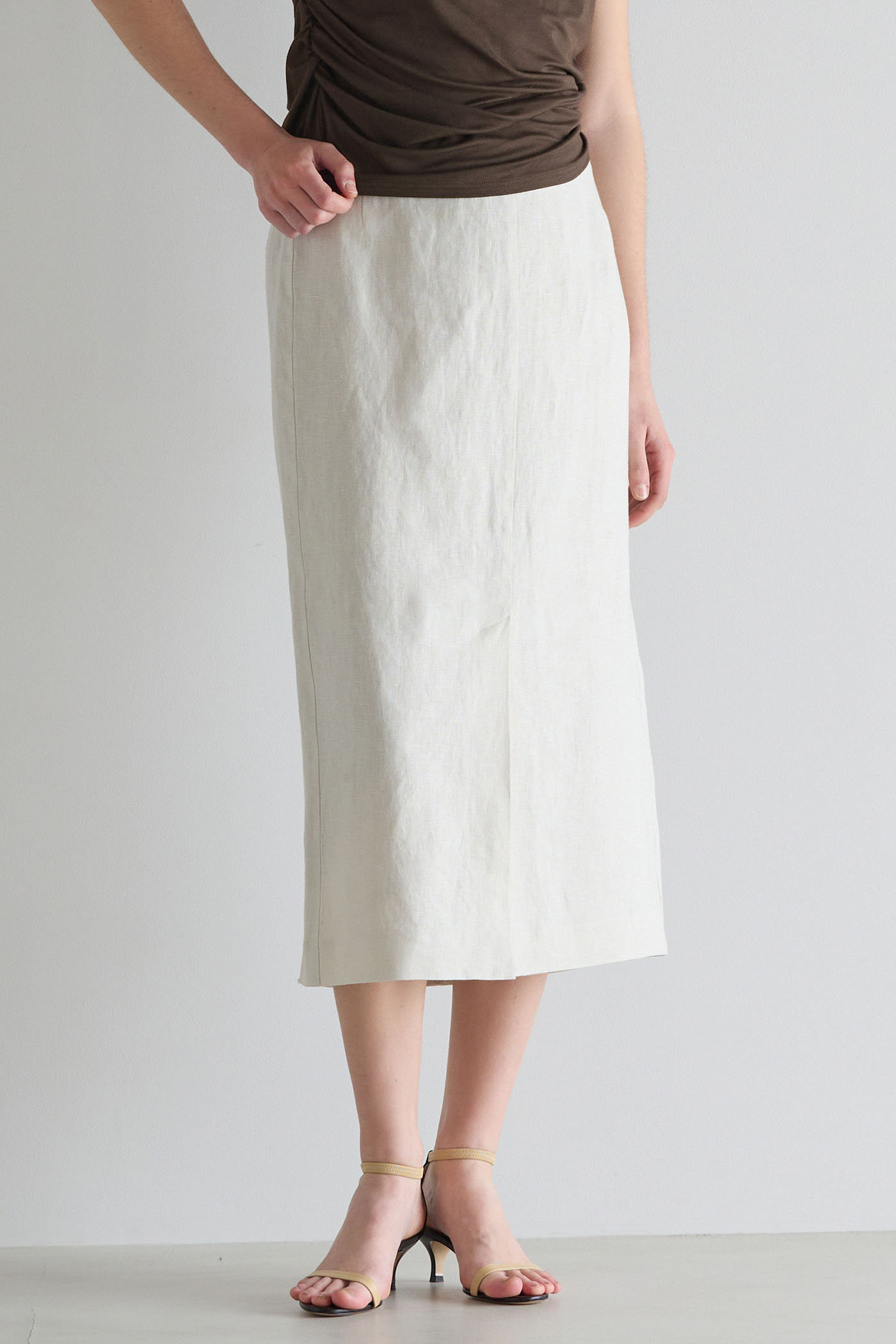 マルティニーク/martiniqueの【予約販売】リネンストレッチボートフロントスリットスカート(セットアップ可)(オフ/A0361FS 552)