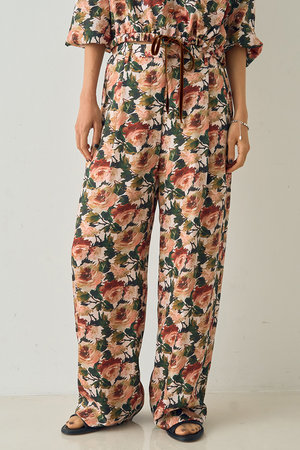 デザインワークス/DESIGNWORKSの【セットアップ対応】【BEAUVET】フラワープリントワイドパンツ(110600/110601)