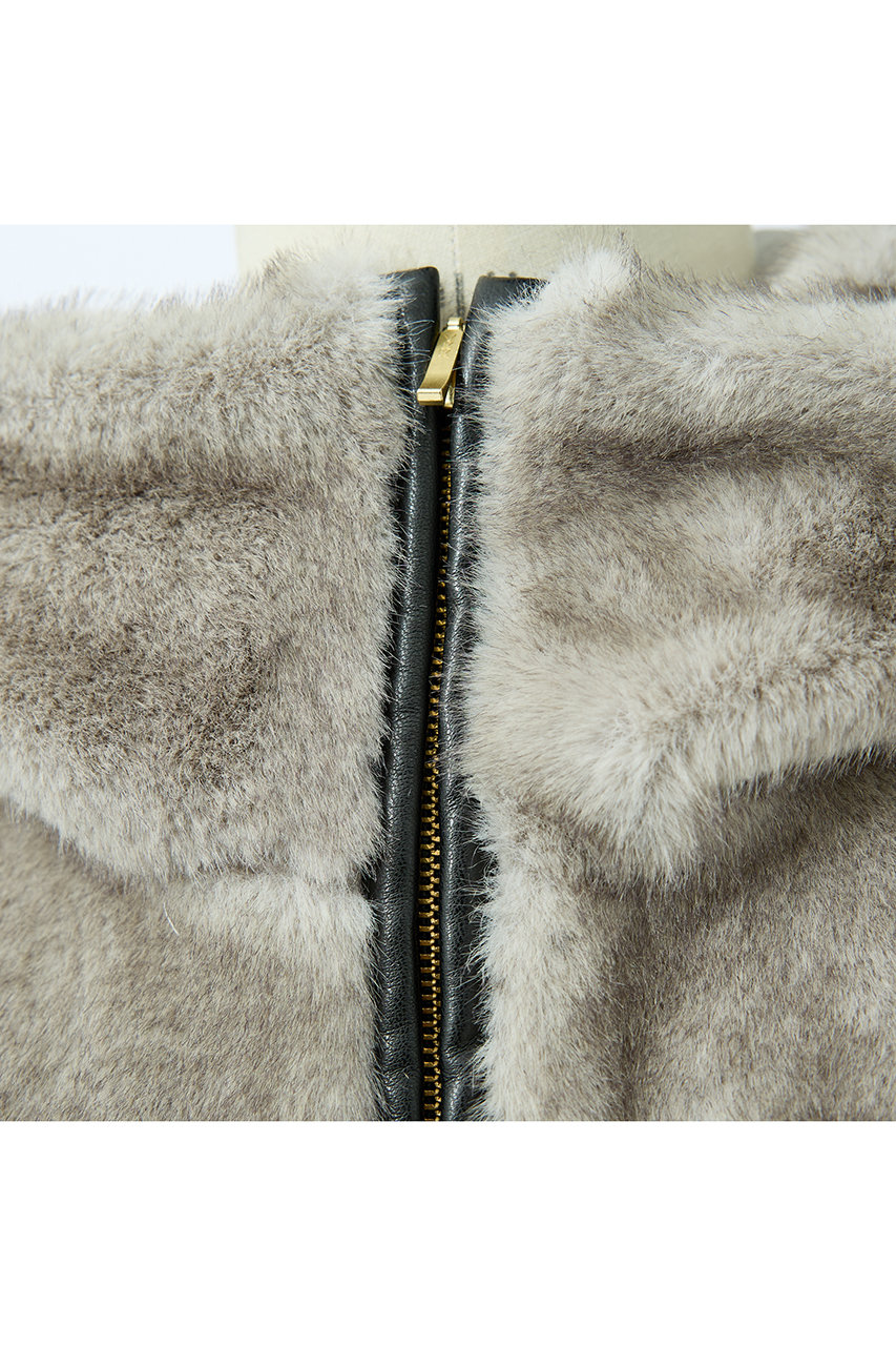 DESIGNWORKS(デザインワークス)｜リッチフェイクファーフードジレ