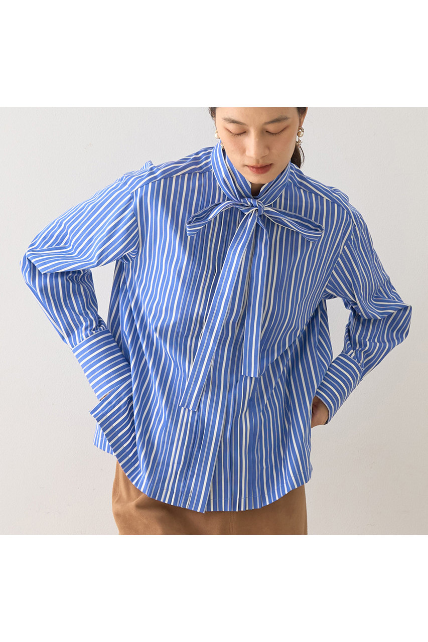 ボウタイ付きフロントプリーツシャツ