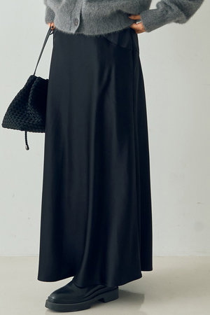 デザインワークス/DESIGNWORKSのセミフレアサテンスカート(110700/110703)