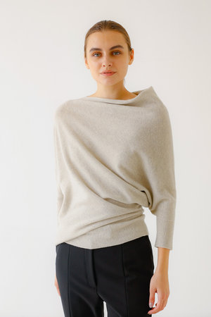 デザインワークス/DESIGNWORKSのウールホールガーメントアシメトリーニット(110300/110301)