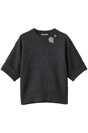 デザインワークス/DESIGNWORKSのカシミア混ブローチ付きハーフスリーブニット(110300/110301)
