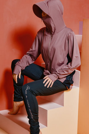 レイール(ﾐｽﾞｷﾞ)/Reir(水着)の【San-ai Resort】【UPF50＋】つば付きラッシュ・レギンスセット(180100/180102)