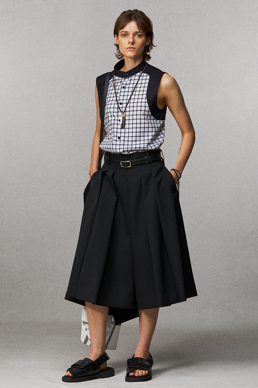 THE RERACS(ザ・リラクス)｜ディープタックキュロットパンツ/ブラック