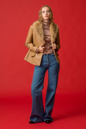 マザー/MOTHERのTHE HOT UNDER THE COLLAR ファージャケット (FKE)(110800/110804)