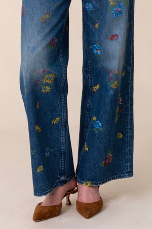 マザー/MOTHERの【LIL】 RERUN ZIP SNEAK フラワープリントデニム (IEL)