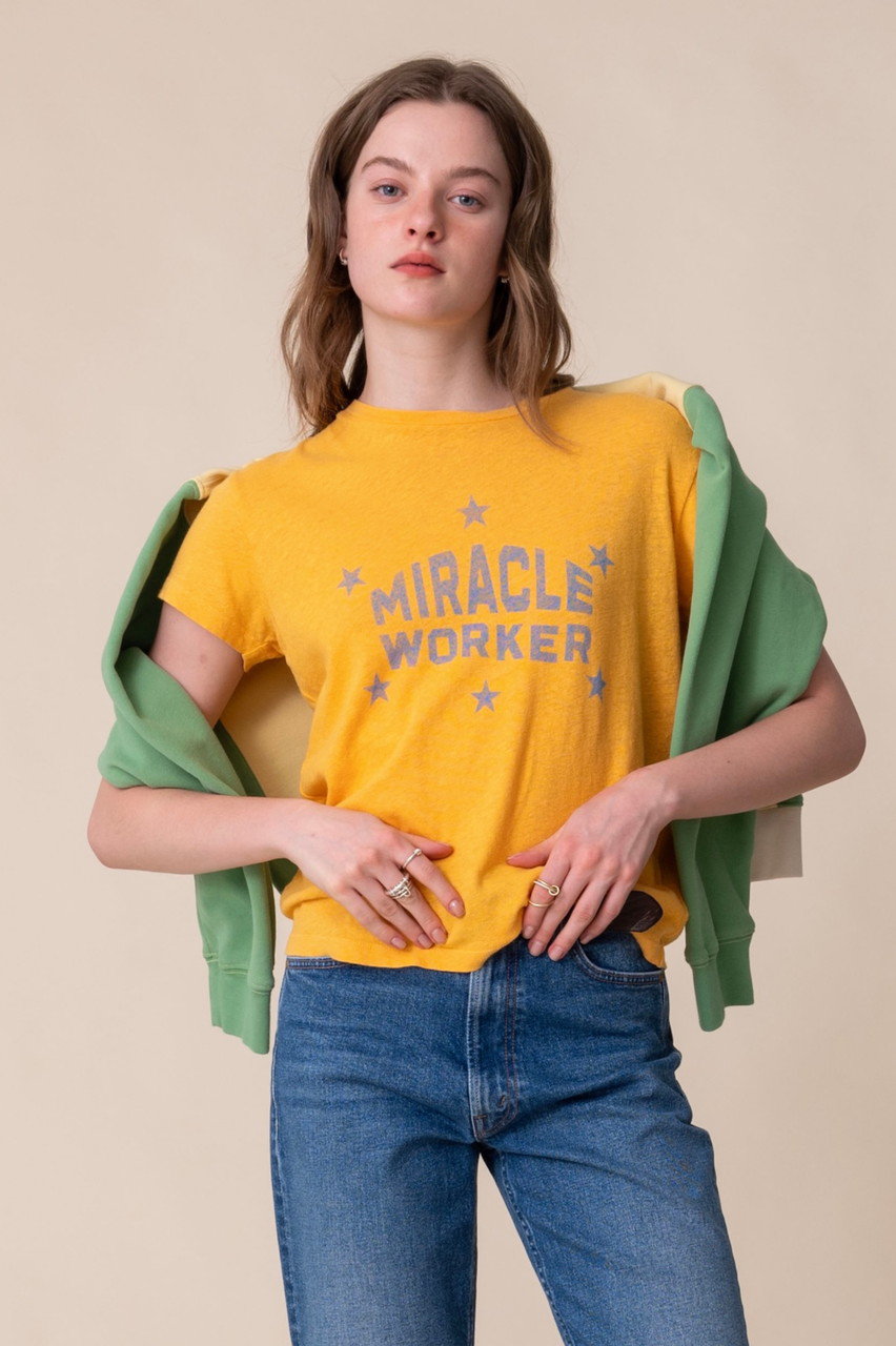 MOTHER(マザー)｜THE SINFUL MIRACLE WONDER Tシャツ (RAC)/イエロー
