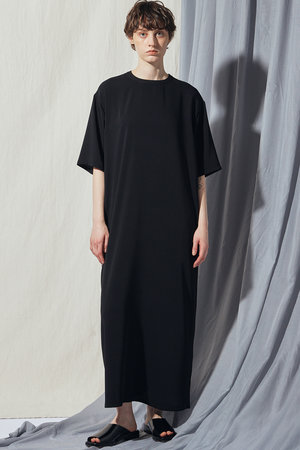 フローレント/FLORENTのマットサテンワンピース