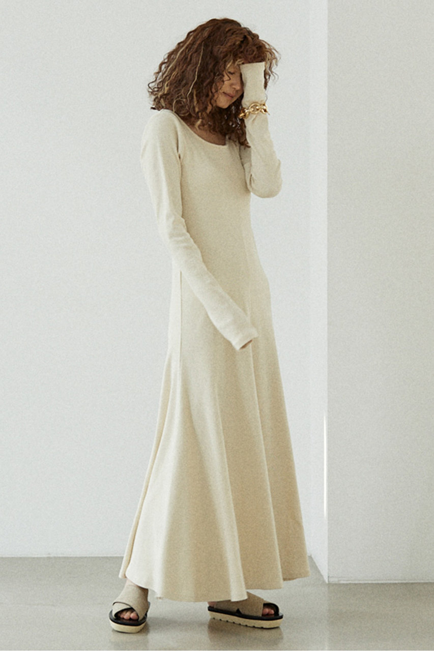 Gallardagalante ガリャルダガランテ バックオープンマーメイドワンピース オンラインストア限定商品 ベージュ の通販 Elleshop エル ショップ