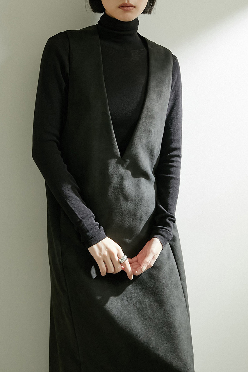 Gallardagalante ガリャルダガランテ Drawing Numbers フェイクスエード深vネックワンピース ブラック の通販 Elleshop エル ショップ