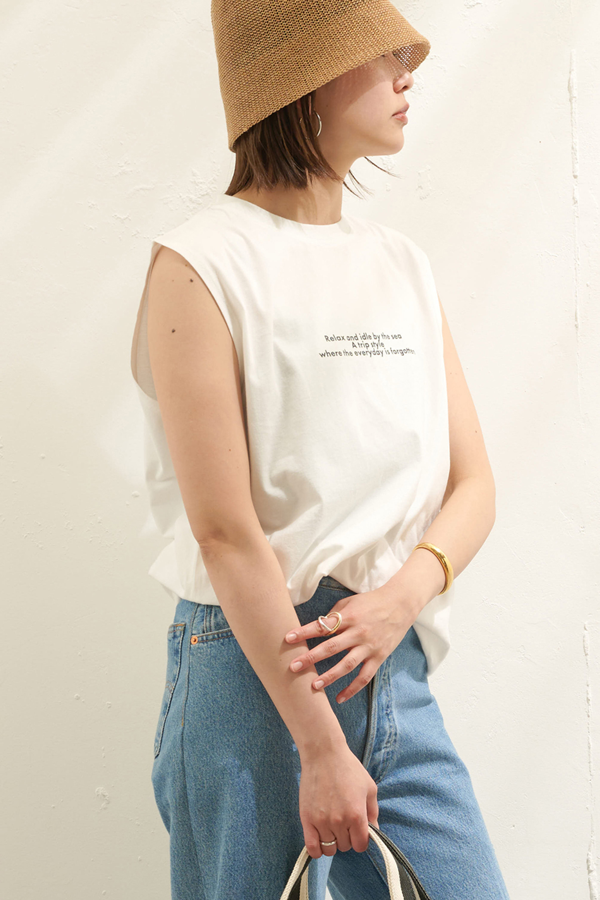 ノースリーブロゴTシャツ