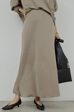 ガリャルダガランテ/GALLARDAGALANTEの【セットアップ対応】キュプラジャージースカート(110700/110703)