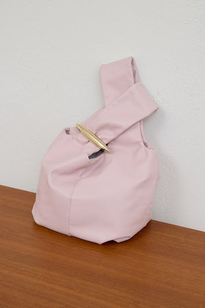 ガリャルダガランテ/GALLARDAGALANTEの【2.718】ピン付クロスバッグ(120200/120201)