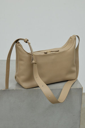 ガリャルダガランテ/GALLARDAGALANTEの【2.718】撥水レザークロスボディバッグ(120900/120901)