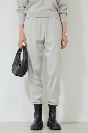 GALLARDAGALANTE【R JUBILEE】パラシュートパンツ/別注 大人カジュアルの代表格「R JUBILEE」のスウェット&パンツが予約