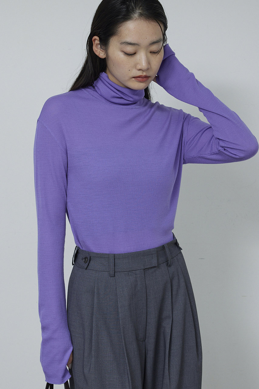 リブタートルカットソー