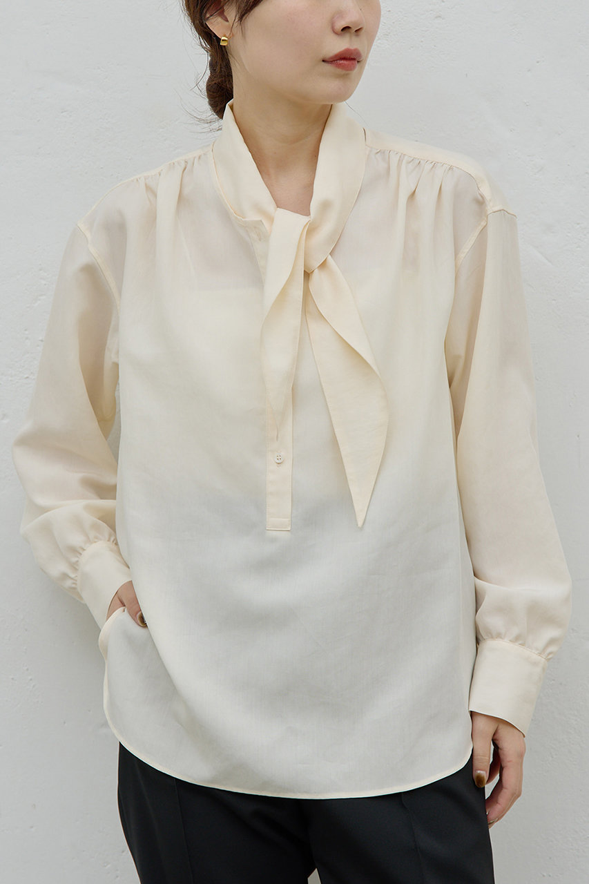 ガリャルダガランテ/GALLARDAGALANTEの【HERITANOVUM】スカーフカラーシャツ(オフホワイト/GGH1052504A0003)